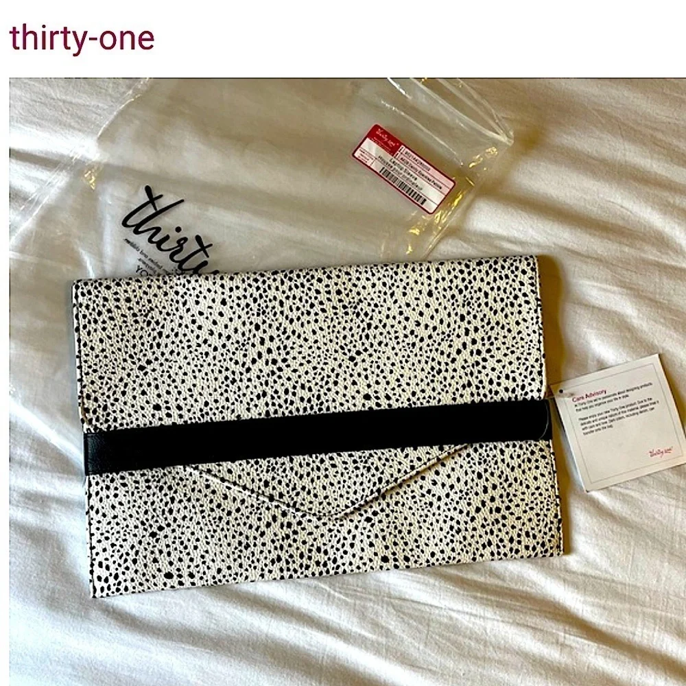Thirty-One Dainty Black & White Speckled Laptop/Tablet Sleeve Case